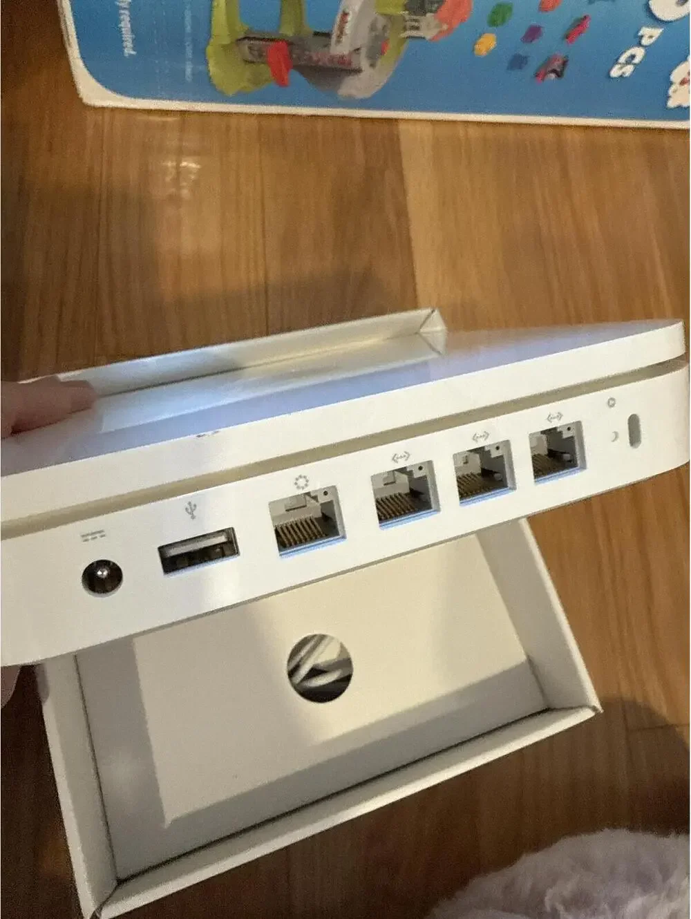 Apple AirPort Extreme 802.11n Wi-Fi Base Station Router Model A1408 MD031LL/A